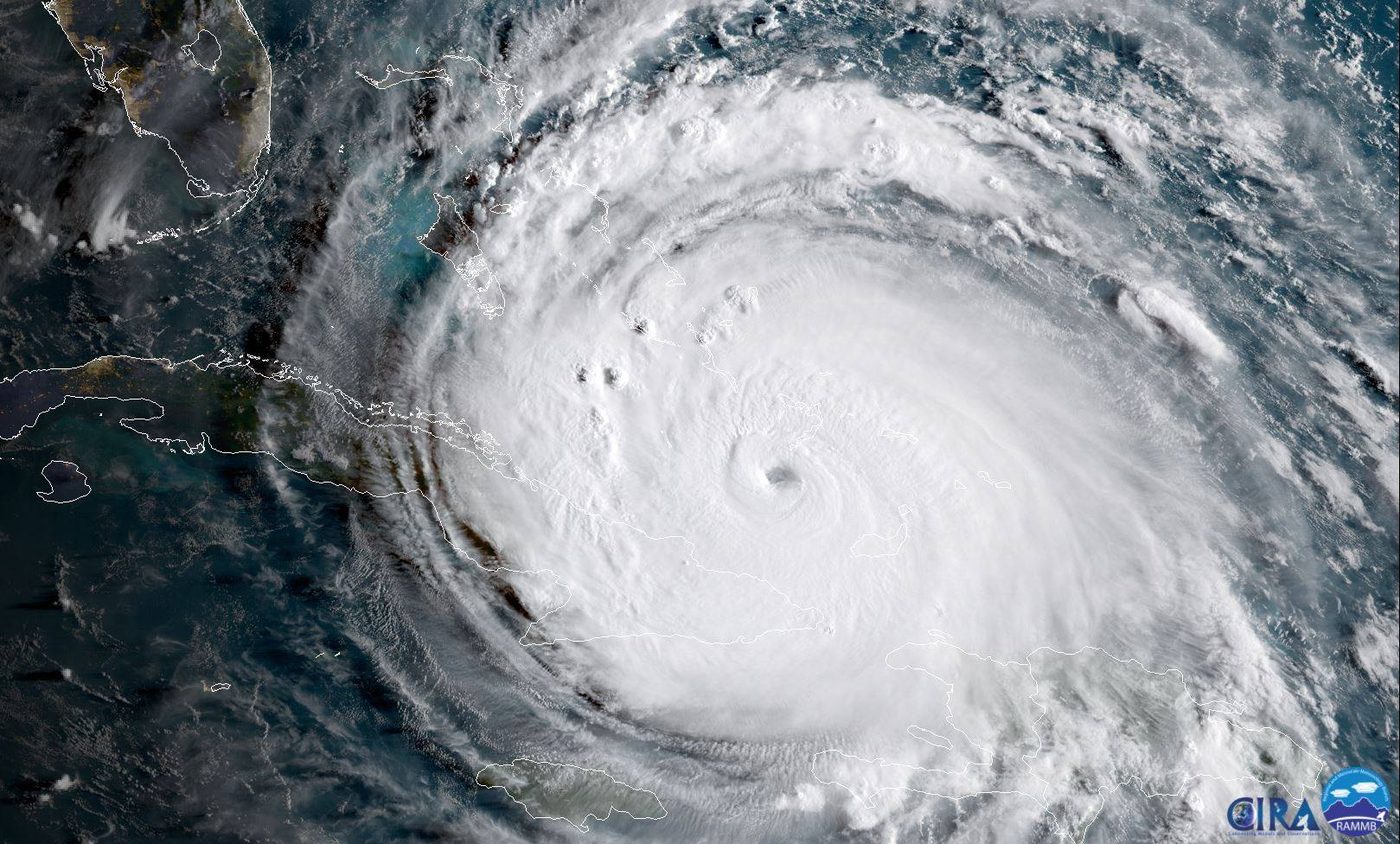 Nubes de huracan sobre Florida